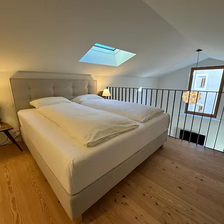 Chesa Unica - Giardin Apartmán Zuoz