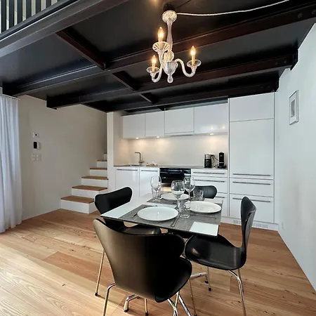 Chesa Unica - Giardin Lägenhet *