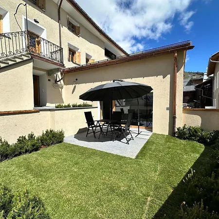 Chesa Unica - Giardin Apartamento Zuoz