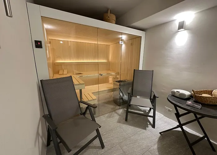 Chesa Unica - Giardin *