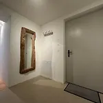 Chesa Unica - Giardin Apartment *
